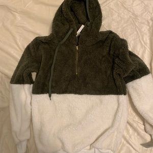 Size small, olive-green/white fleece